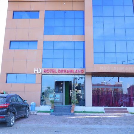 Hotel Dreamlnd Somnāth Dış mekan fotoğraf