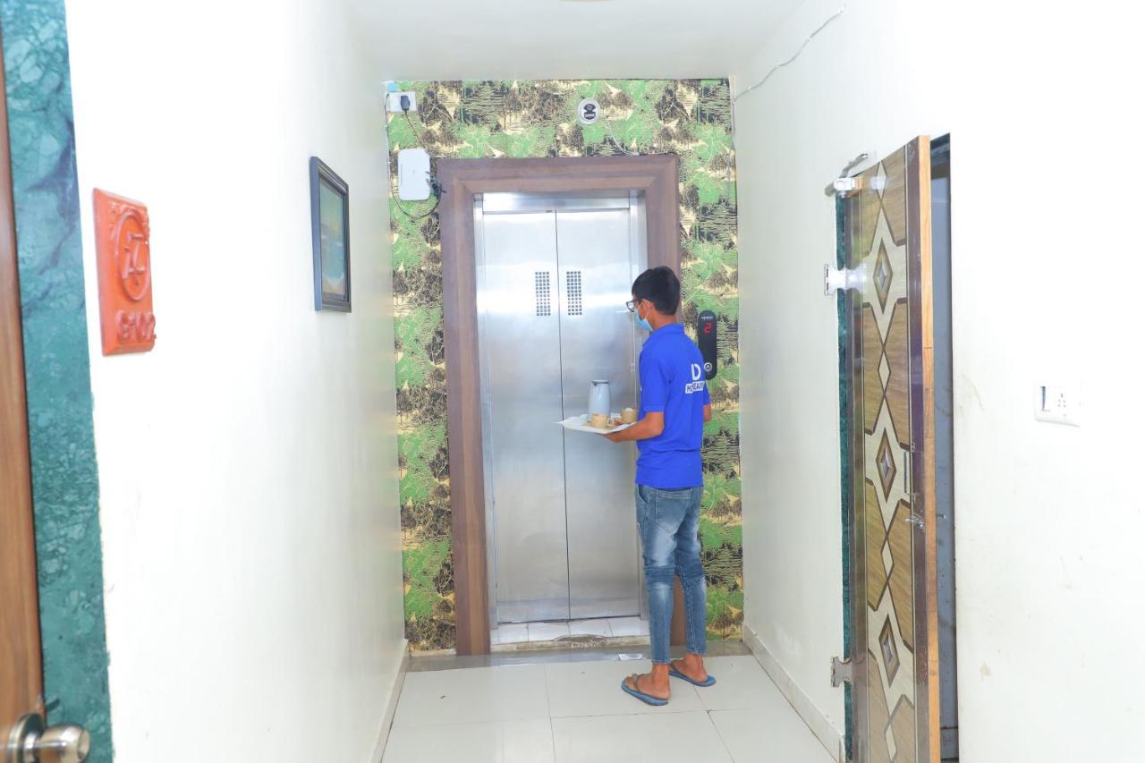 Hotel Dreamlnd Somnāth Dış mekan fotoğraf